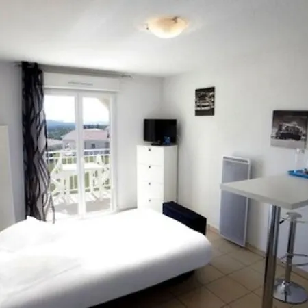 Le Domaine De Manon 3*