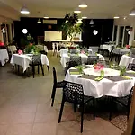 Le Domaine De Manon Signes