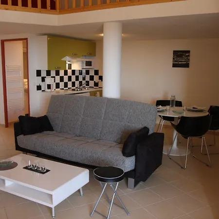 Le Domaine De Manon Aparthotel 3*