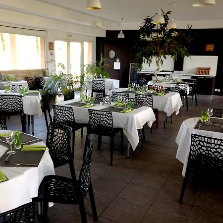 Le Domaine De Manon 3*