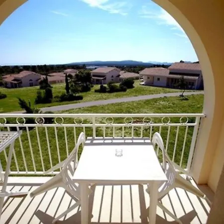 Le Domaine De Manon Aparthotel 3*