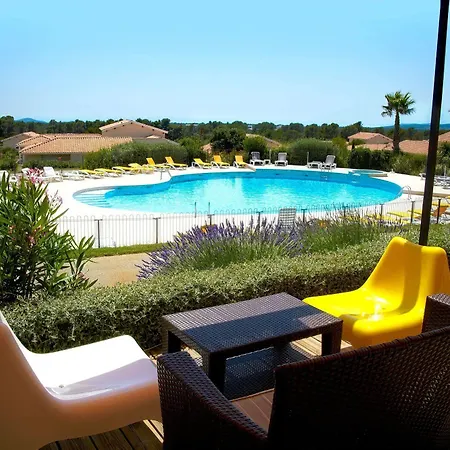 Le Domaine De Manon Aparthotel 3*